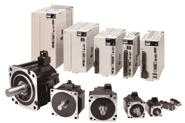 YASKAWA SGM7J-04AFA21