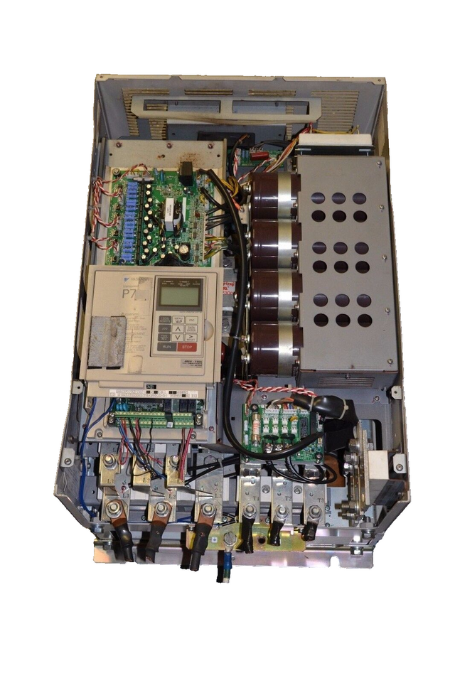 YASKAWA CIMR-P7U-4075