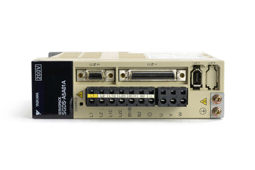 YASKAWA SGDS-A5A01A