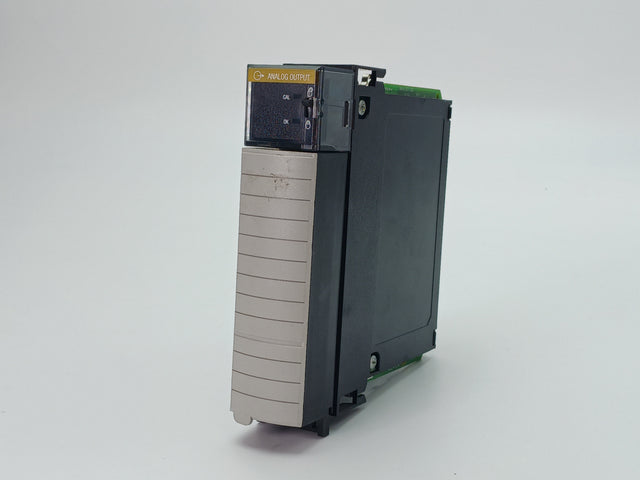 ALLEN BRADLEY 1756-OF4