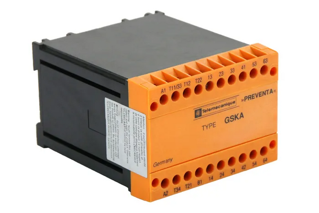 SCHNEIDER ELECTRIC AC15-B300
