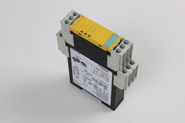SIEMENS 3TK2824-1CB30