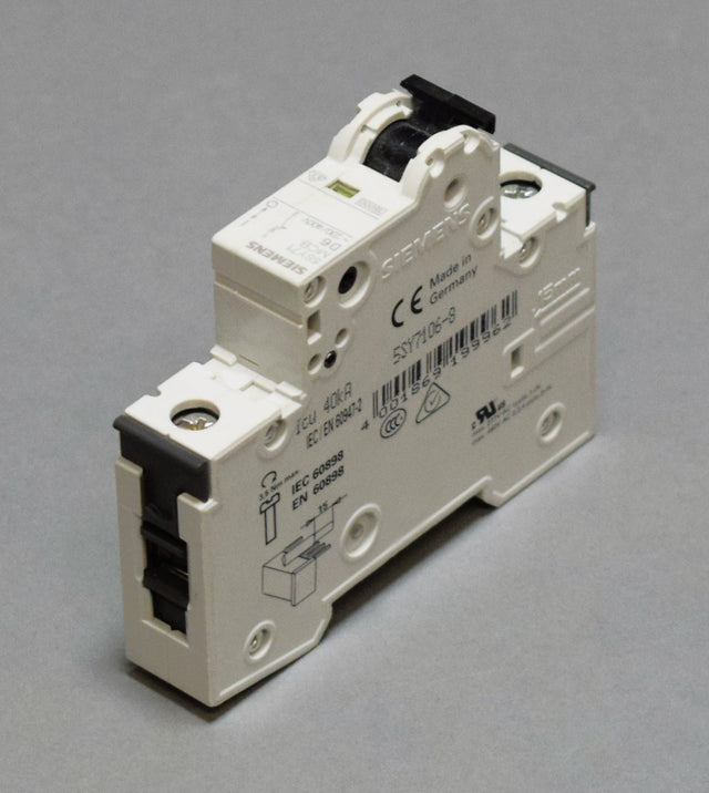 SIEMENS 5SY7106-8