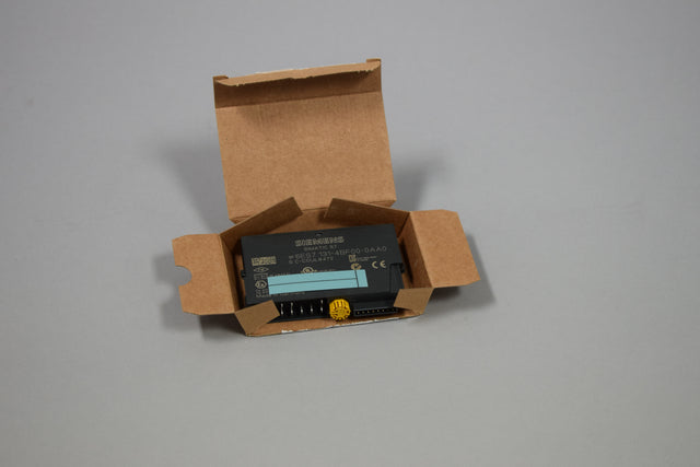 SIEMENS 6ES7131-4BF00-0AA0