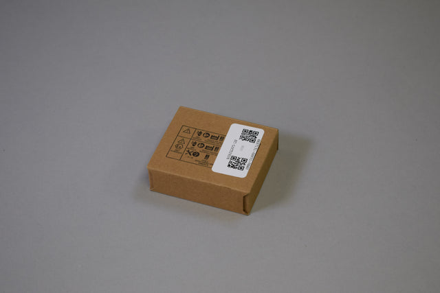 SIEMENS 6ES7131-6BF01-0BA0