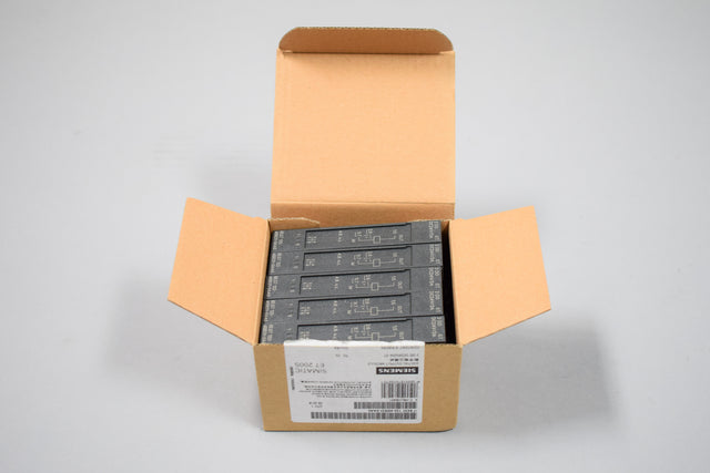 SIEMENS 6ES7132-4BB31-0AA0