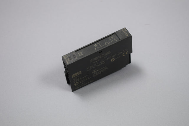 SIEMENS 6ES7132-4BD01-0AA0