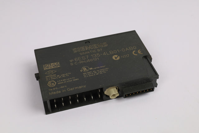 SIEMENS 6ES7135-4LB01-0AB0