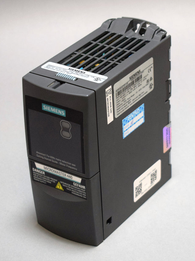 SIEMENS 6SE6440-2UD21-5AA1