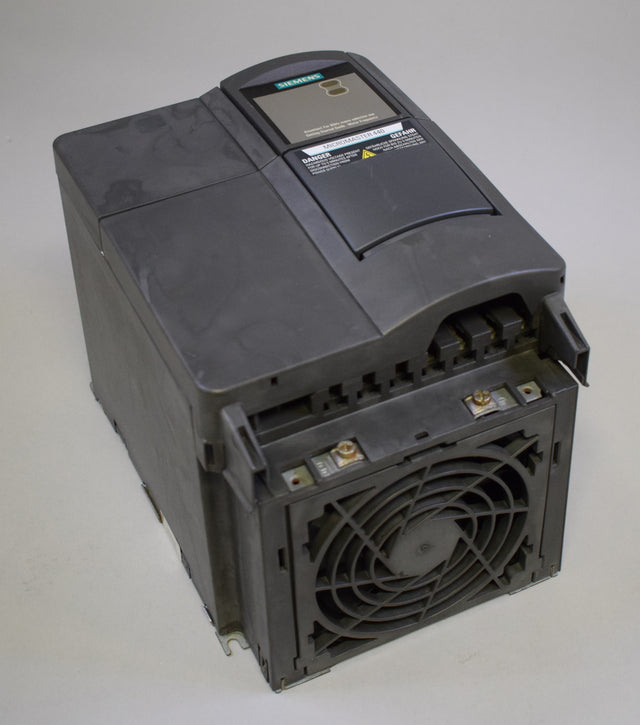 SIEMENS 6SE6440-2UD31-1CA1