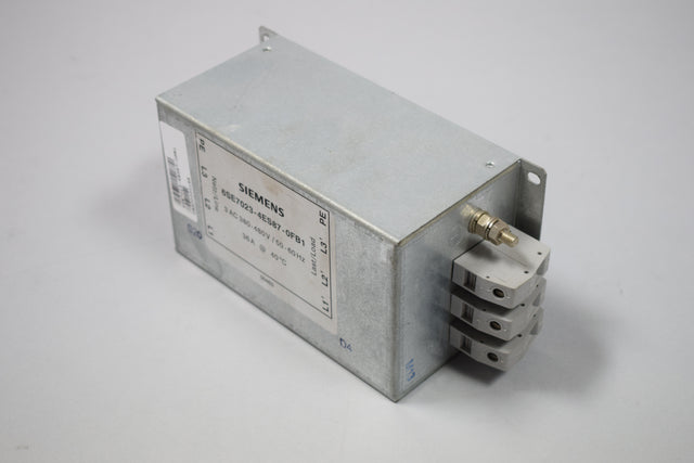 SIEMENS 6SE7023-4ES87-0FB1