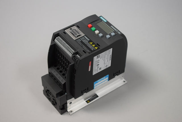 SIEMENS 6SL3210-5BE21-5UV0
