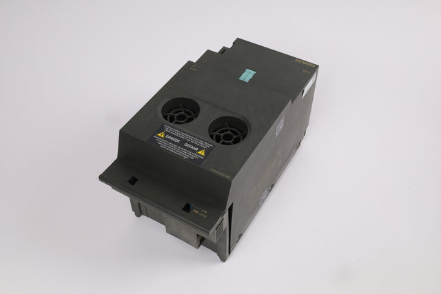 SIEMENS 6SL3225-0SE24-0UA0