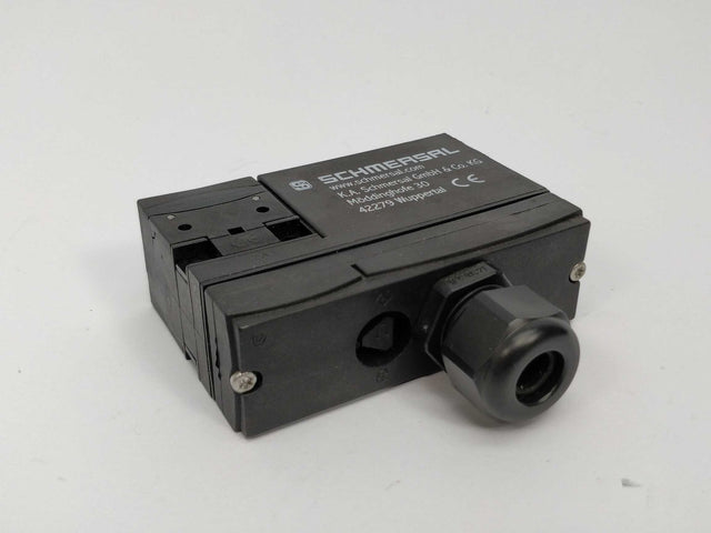 SCHMERSAL AZM17002ZRIAB6R