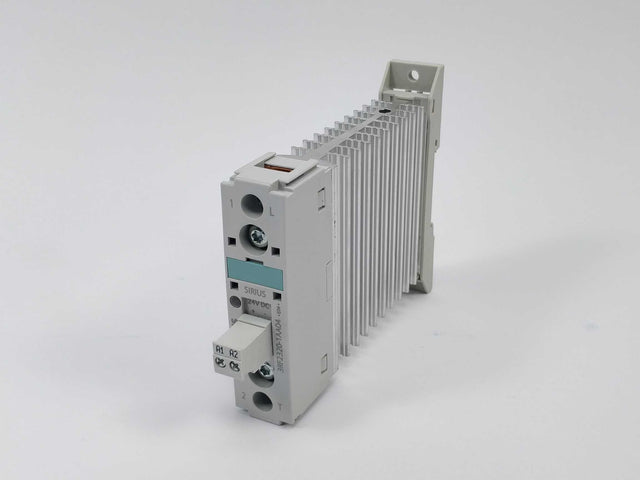 SIEMENS 3RF23201AA04