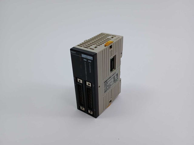 OMRON CPM2C-24EDTC