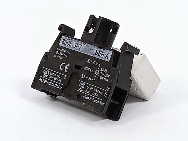 ALLEN BRADLEY 800E3R7