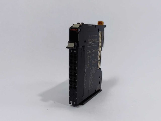 OMRON NX-AD3204