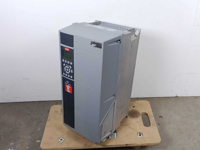 DANFOSS 131L9240-FC-102P11KT4E55H3XGXXOXSXXXXAXBXCXXXXDX