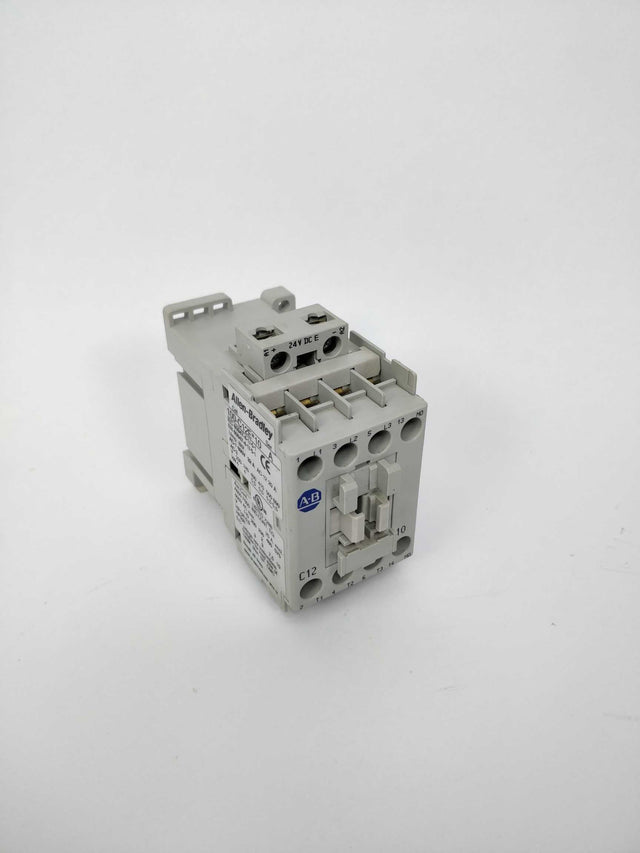 ALLEN BRADLEY 100-C12E10