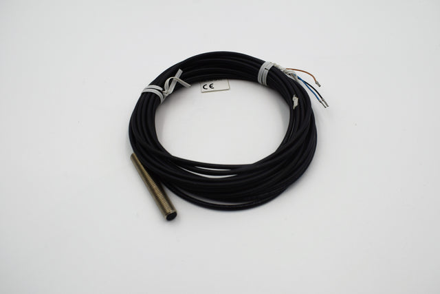 BALLUFF BESM08MI-PSC15B-BP05