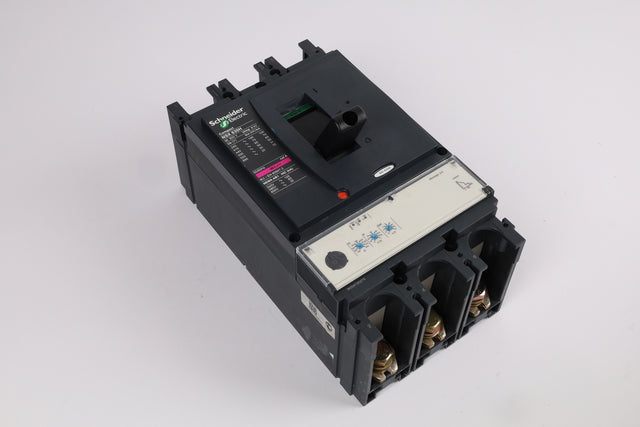 SCHNEIDER ELECTRIC C63W32D630