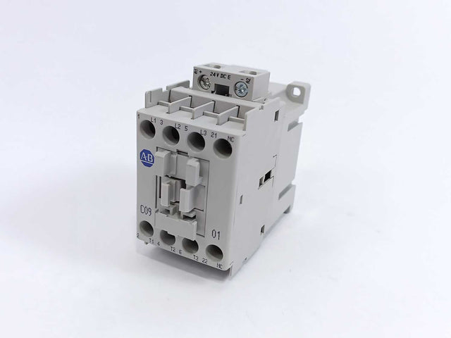 ALLEN BRADLEY 100-C09E01