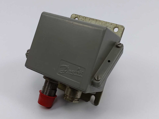 DANFOSS 084G2104