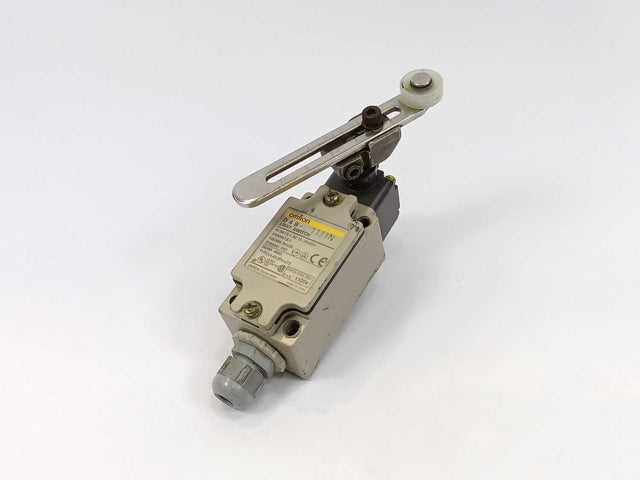 OMRON D4B-1111N
