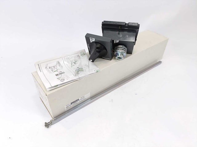 SCHNEIDER ELECTRIC LV429338