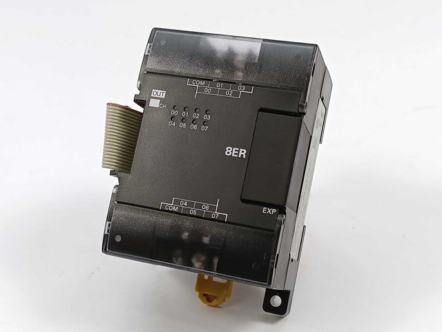OMRON CP1W-8ER
