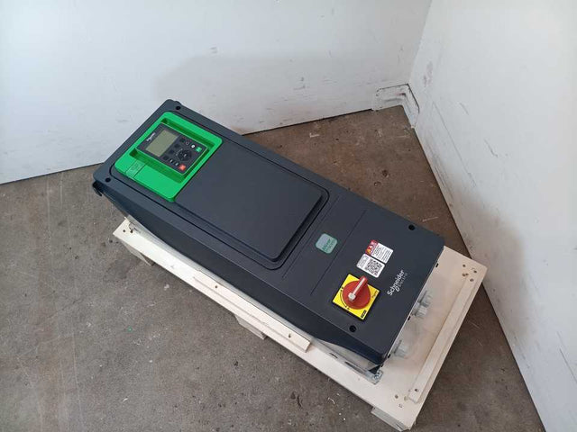 SCHNEIDER ELECTRIC ATV950U07N4E