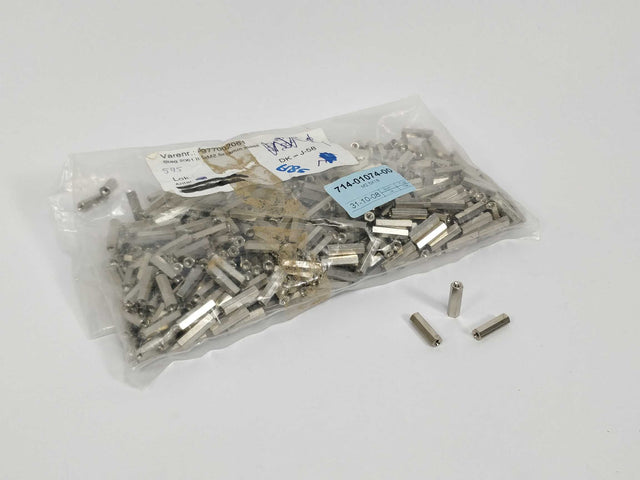 DISTANCE BOLT M25X18MM4977002061