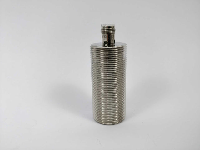 OMRON E2A-M30LS15-M1-B1