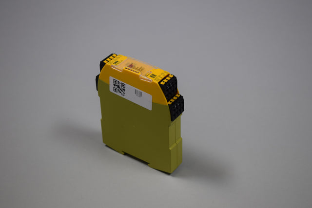 PILZ PNOZS4C24VDC3NO1NC