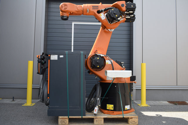 KUKA ROBOTERKR60-3KRC4CABINETPENDANT