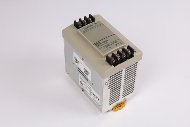 OMRON S8VS-18024