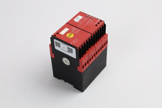 SCHNEIDER ELECTRIC XPSAM5140