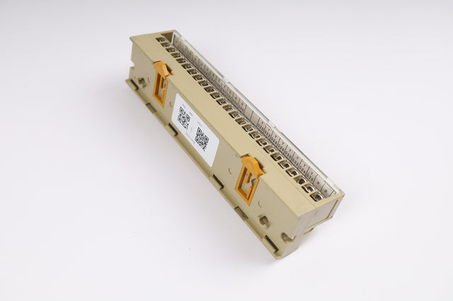 OMRON XW2D-50G6