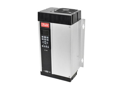 DANFOSS VLT5027PT5C54STR3DLF00A00C0