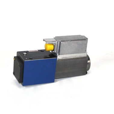 BOSCH REXROTH 0811404803BoschRexroth-4WRPEH10C4B100L-20/G24K0/A1M