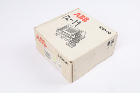 ABB 3BSE008508R1-DI810