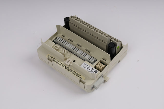 ABB 3BSE013234R1-TU830V1