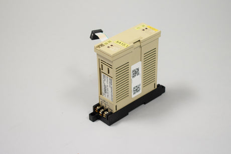 OMRON 3G2A3-OC221