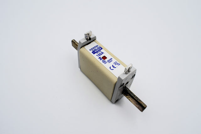 SIEMENS 3NA6130-4