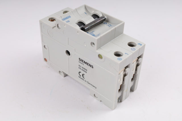 SIEMENS 5SX5208-7