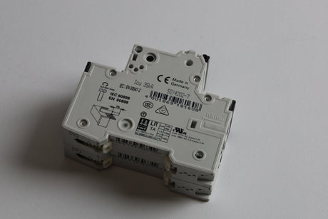 SIEMENS 5SY4202-7