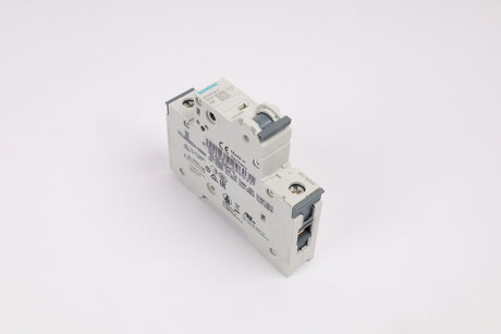 SIEMENS 5SY6106-7