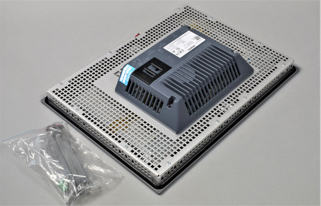SIEMENS 6AV2124-0QC02-0AX1