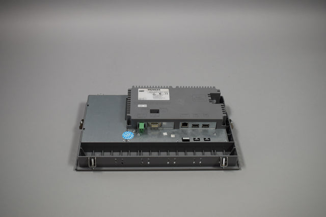 SIEMENS 6AV6643-0DB01-1AX0